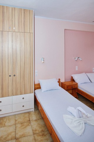 room 4 dimitris pension bedroom